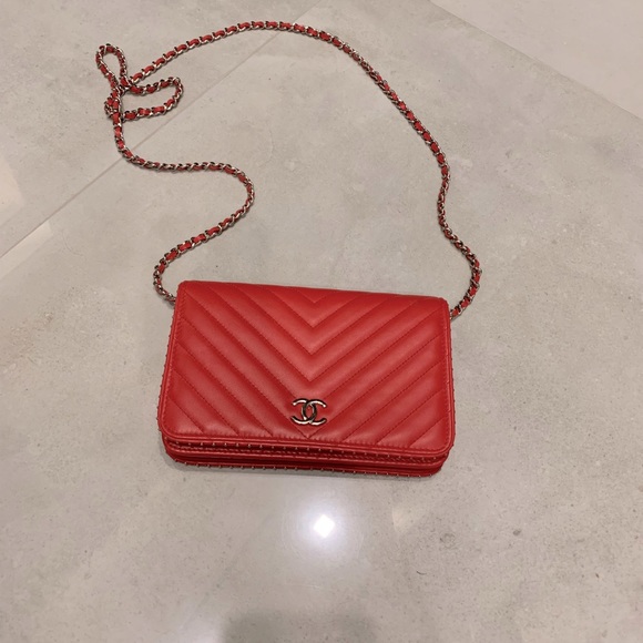Chanel wallet on a chain chevron Red - Picture 5 of 7